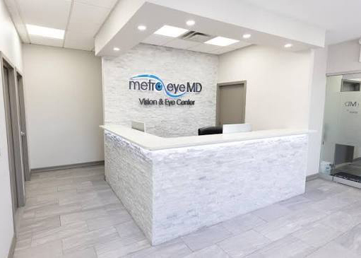 Metro Eye MD Bayside reception desk